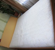 Кровать двухспальная с ортопедическим матрасом